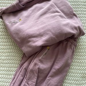 Heavy manners Crewneck